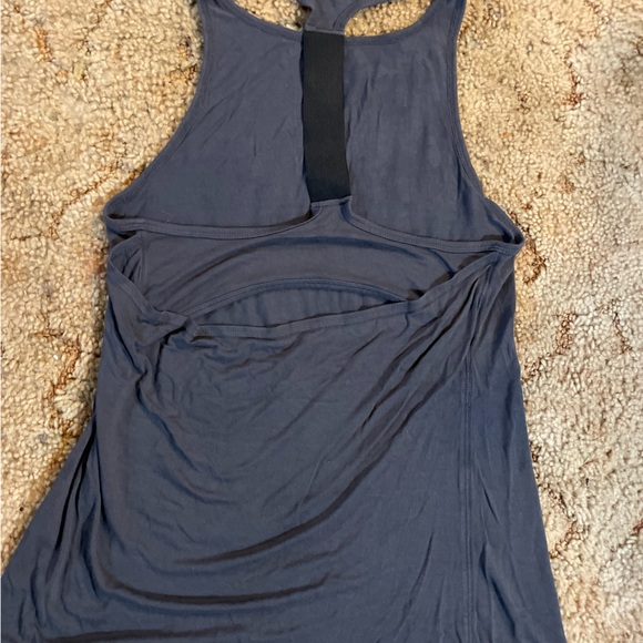 Abercrombie and Fitch athletic racerback hollowed out tank top - Picture 4 of 5